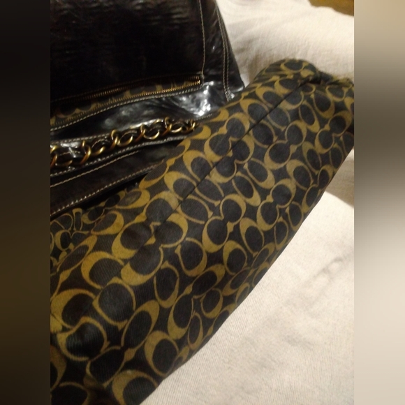 REHAB COACH LARGE SHOULDER BAG HOBO BLACK AND BRASS HARDWARE - Picture 7 of 16